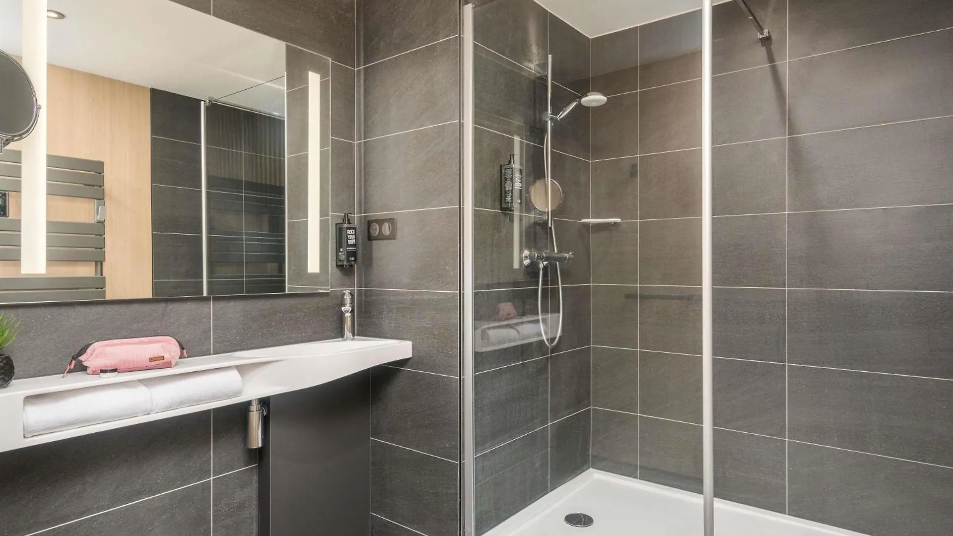 Hotel Ibis Lyon Villefranche Sur Saone Limas